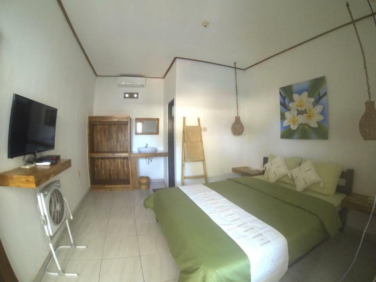Hotel Cape Rose à Gili Trawangan Extérieur photo